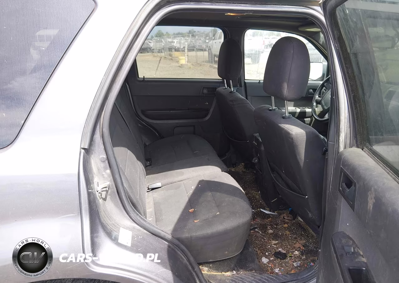 2011 Ford Escape Xlt VIN:1FMCU9D77BKC38041 - 8