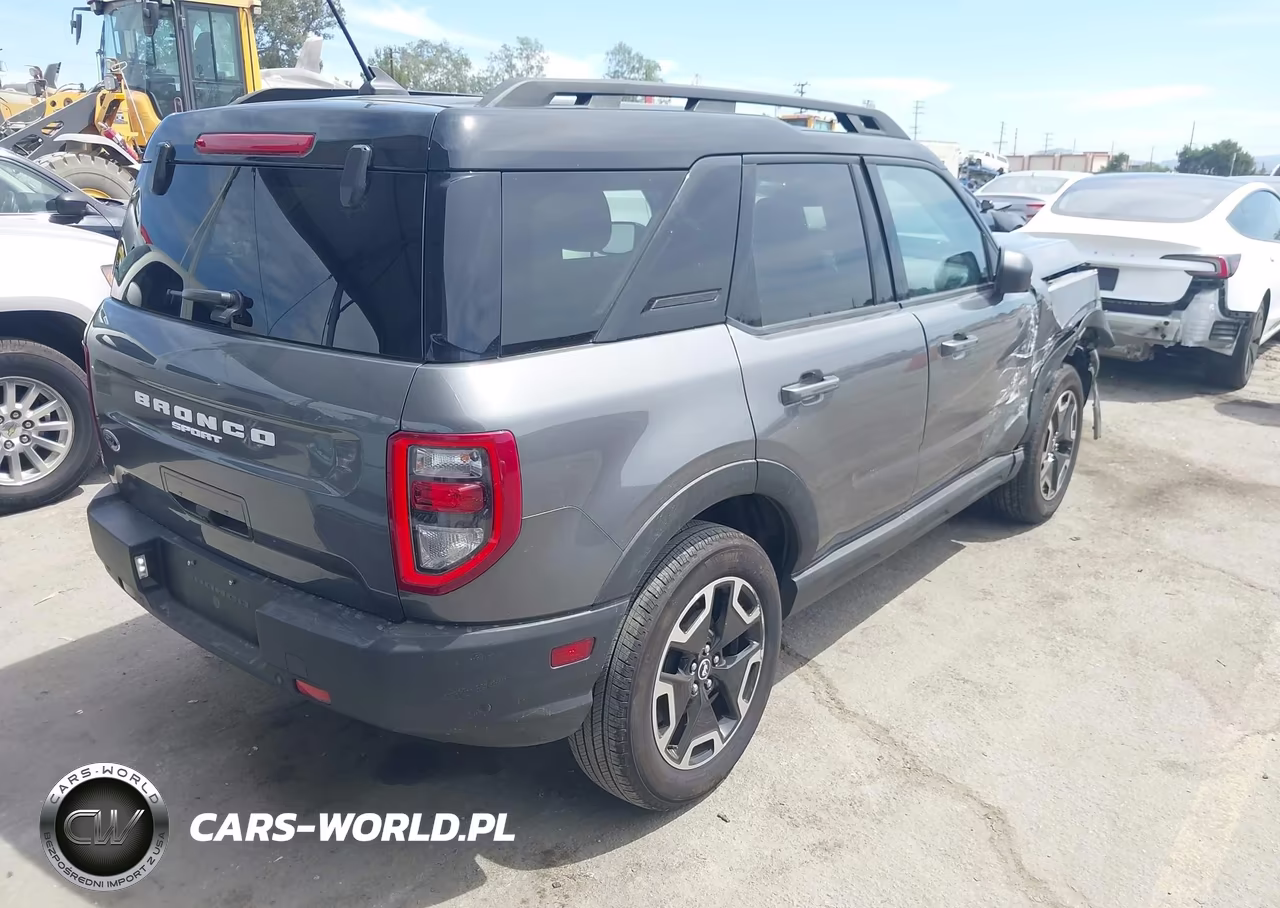 2024 Ford Bronco Sport Outer Banks VIN:3FMCR9C63RRF65715 - 4