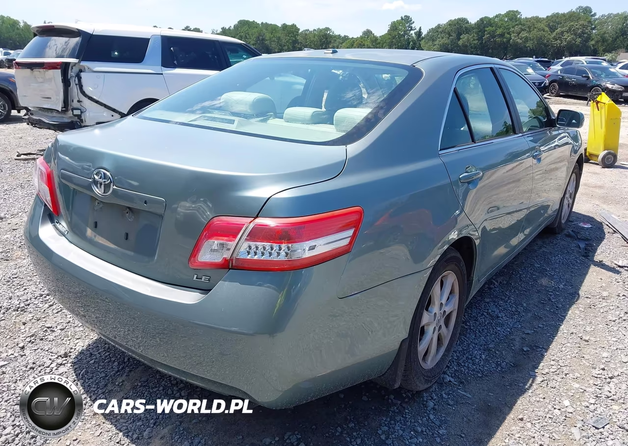 2011 Toyota Camry Le VIN:4T1BF3EK0BU753425 - 4