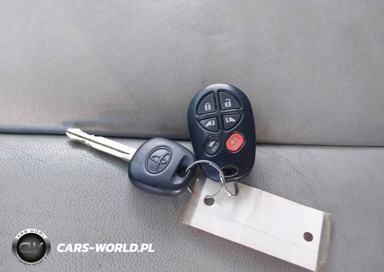 2012 Toyota Sienna Xle V6 8 Passenger VIN:5TDYK3DC3CS262311 - 11