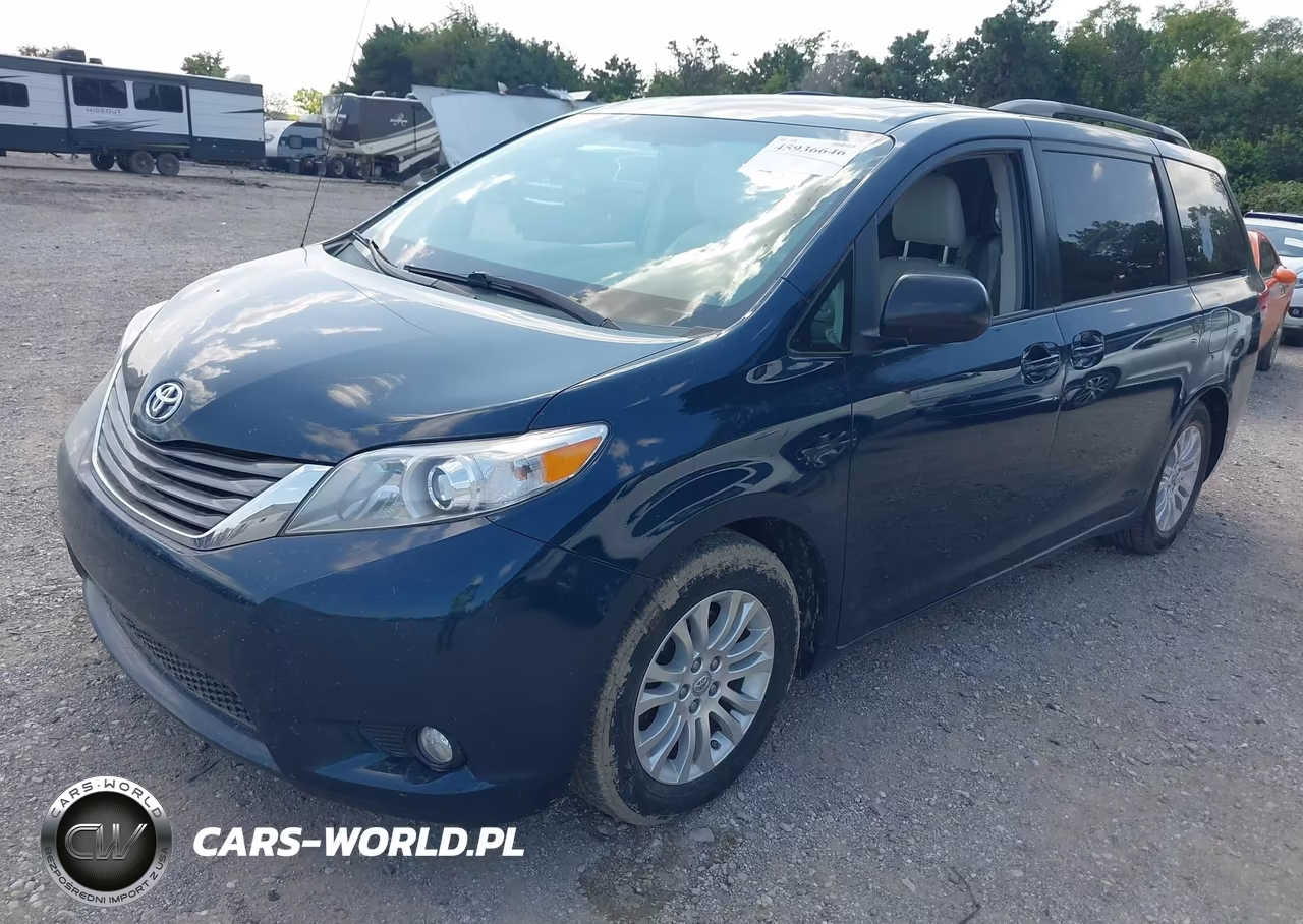 2012 Toyota Sienna Xle V6 8 Passenger VIN:5TDYK3DC3CS262311 - 2