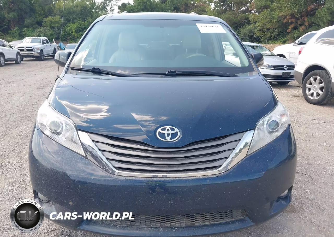 2012 Toyota Sienna Xle V6 8 Passenger VIN:5TDYK3DC3CS262311 - 6
