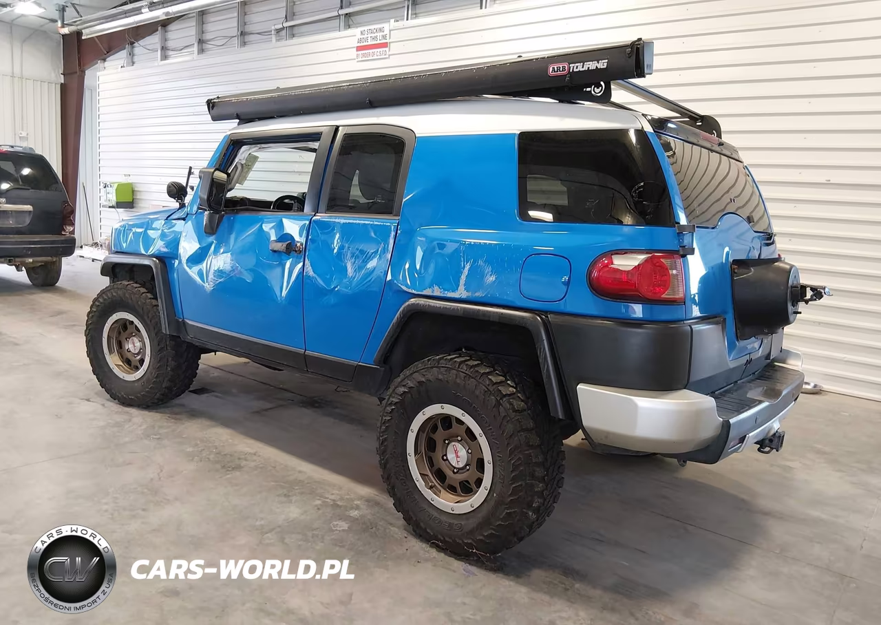 2009 Toyota Fj Cruiser VIN:JTEBU11F59K062321 - 3