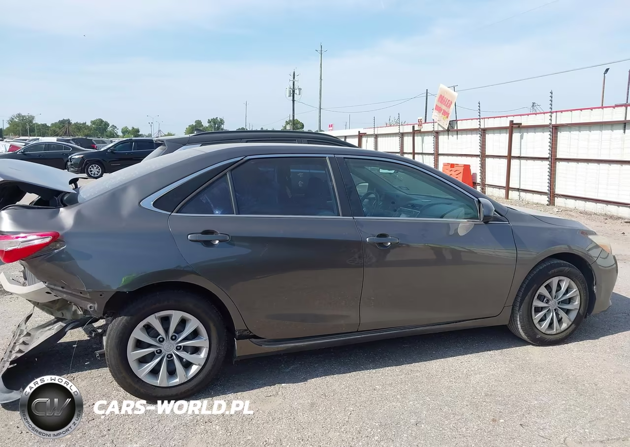 2017 Toyota Camry Le VIN:4T1BF1FK6HU770399 - 13