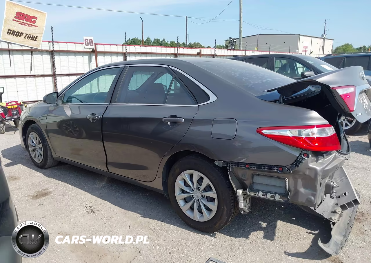2017 Toyota Camry Le VIN:4T1BF1FK6HU770399 - 14