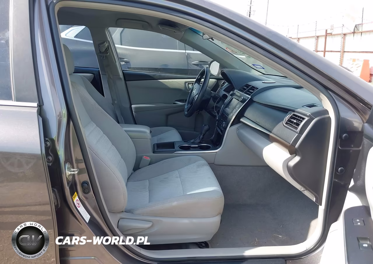 2017 Toyota Camry Le VIN:4T1BF1FK6HU770399 - 5