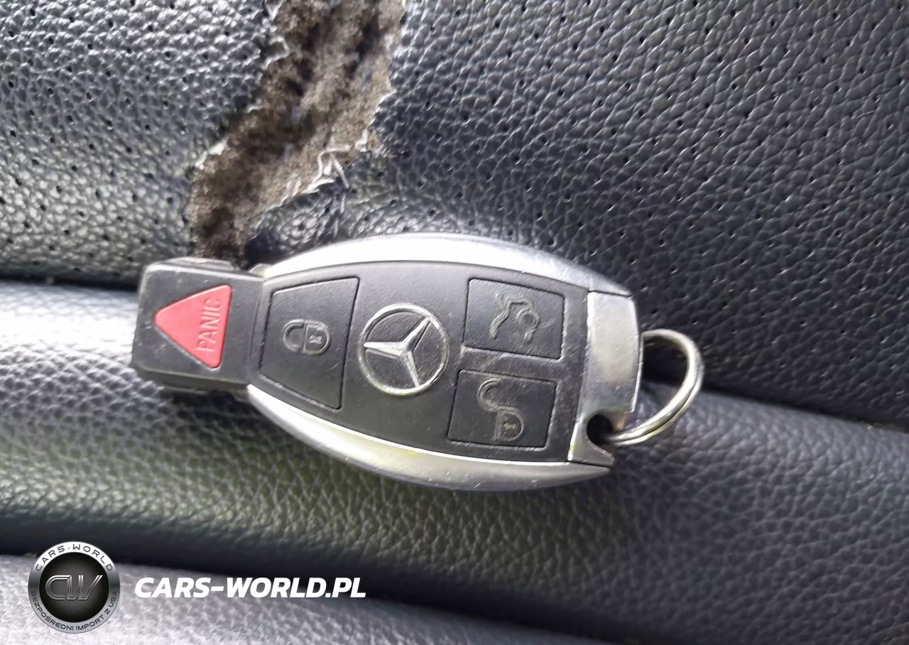 2015 Mercedes-Benz C 300 4Matic VIN:55SWF4KB4FU001790 - 11