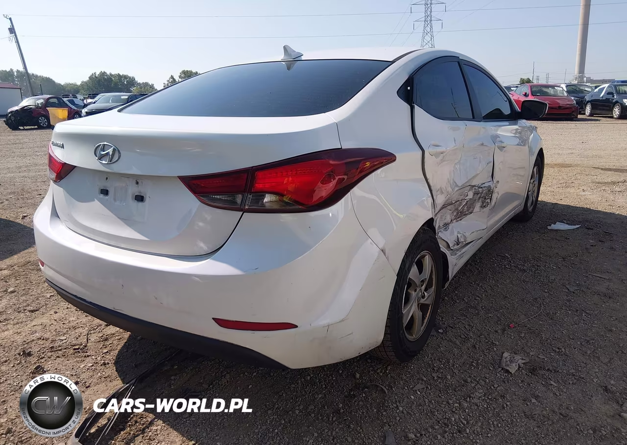 2015 Hyundai Elantra Se VIN:5NPDH4AE6FH559432 - 4