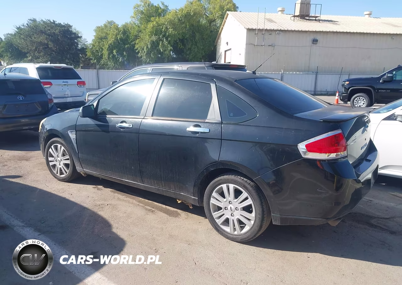 2009 Ford Focus Sel VIN:1FAHP37NX9W106747 - 3