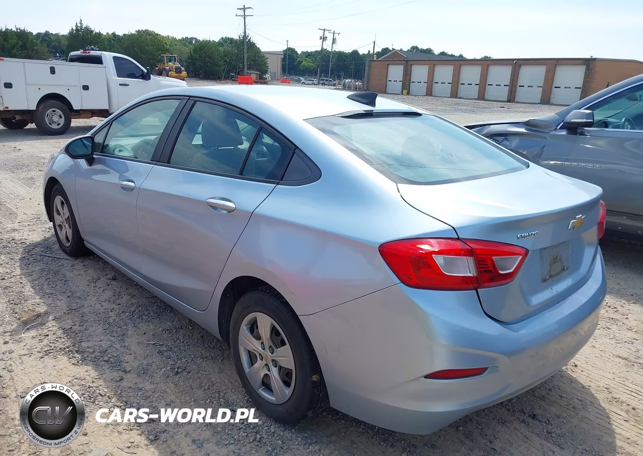 2017 Chevrolet Cruze Ls Auto VIN:1G1BC5SM4H7193651 - 3