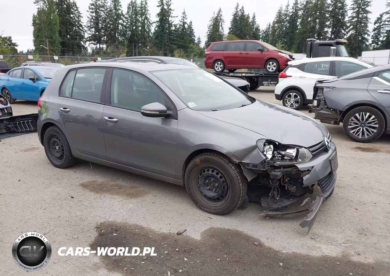 2013 Volkswagen Golf 2.5L 4-Door VIN:WVWDB7AJ2DW048579 - 1