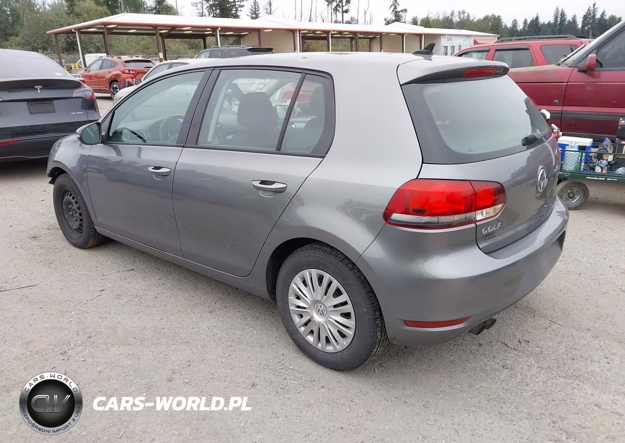 2013 Volkswagen Golf 2.5L 4-Door VIN:WVWDB7AJ2DW048579 - 3