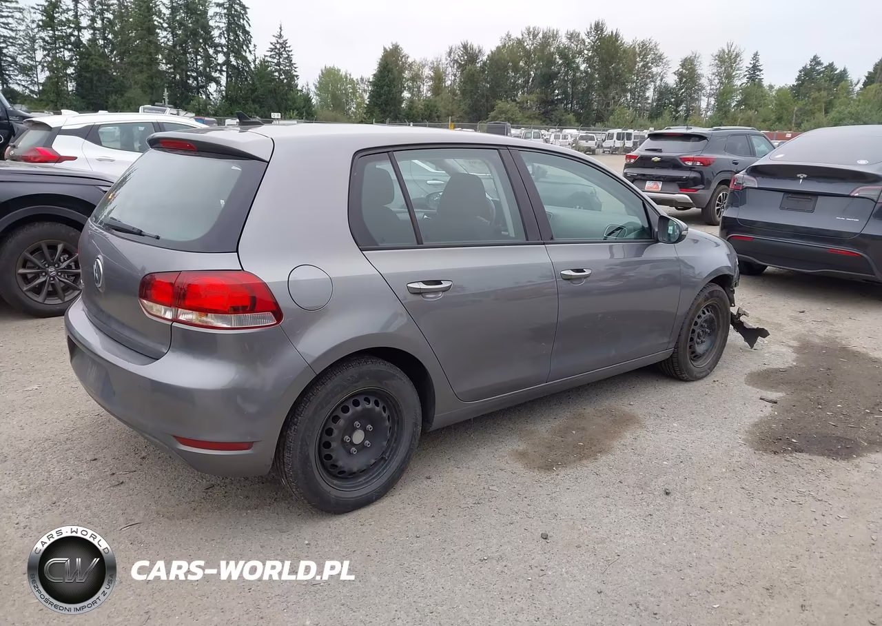 2013 Volkswagen Golf 2.5L 4-Door VIN:WVWDB7AJ2DW048579 - 4