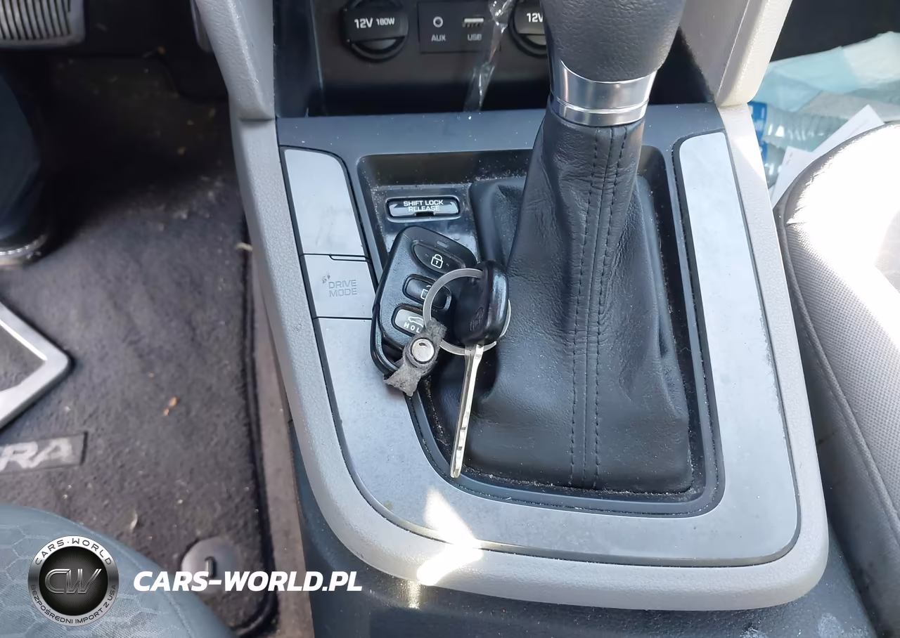 2020 Hyundai Elantra Sel VIN:5NPD84LF5LH549430 - 11