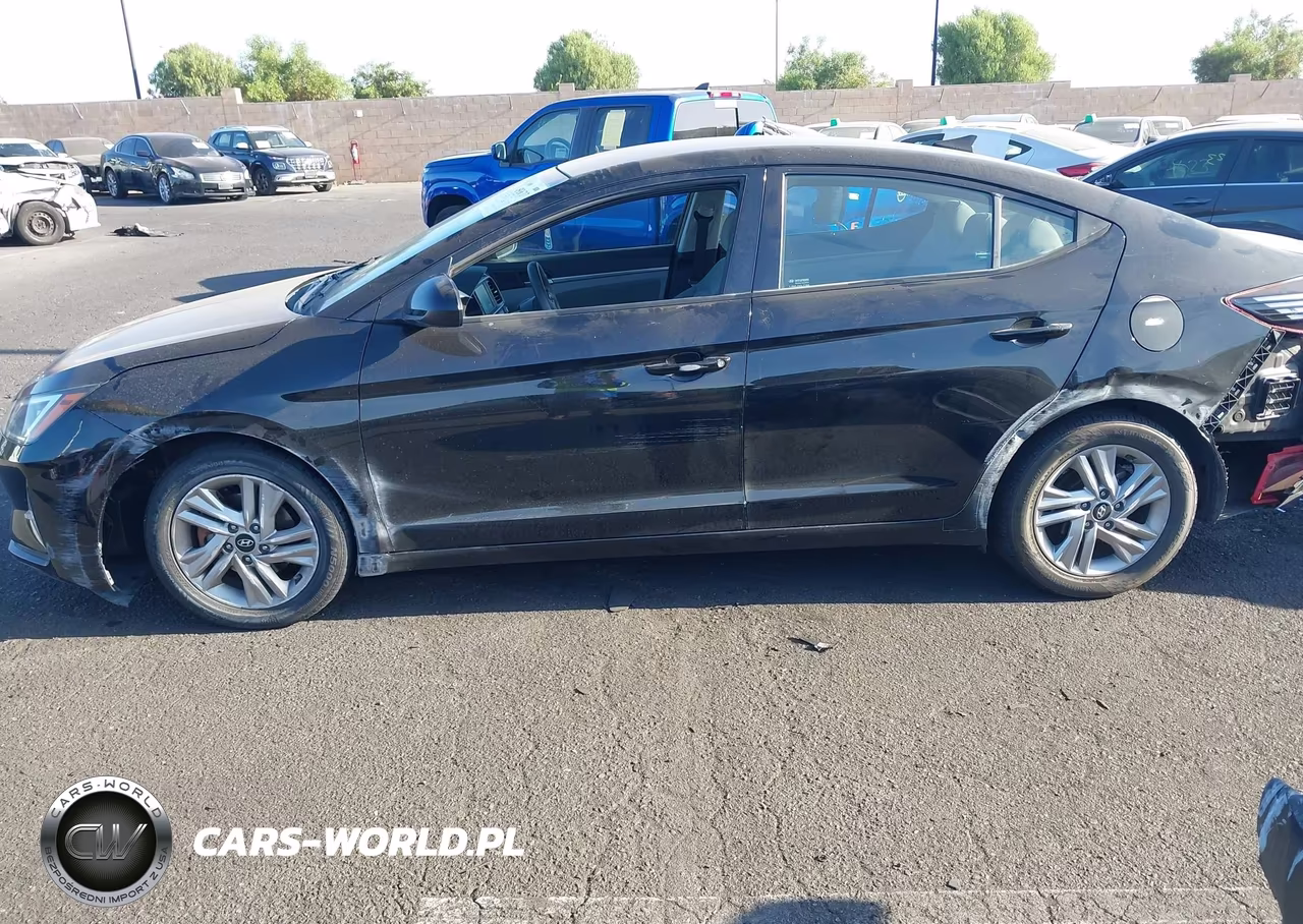 2020 Hyundai Elantra Sel VIN:5NPD84LF5LH549430 - 6