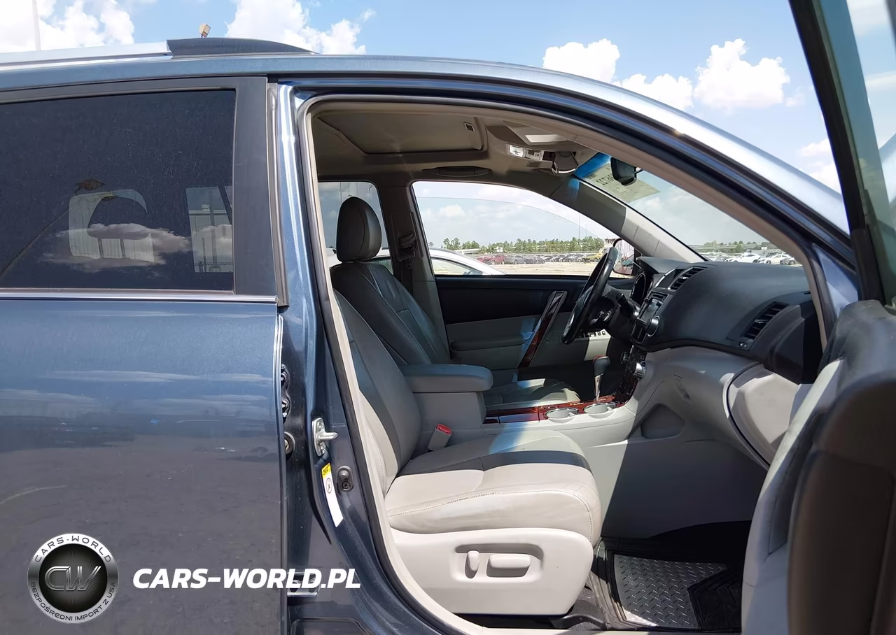 2013 Toyota Highlander Limited V6 VIN:5TDYK3EHXDS101823 - 5