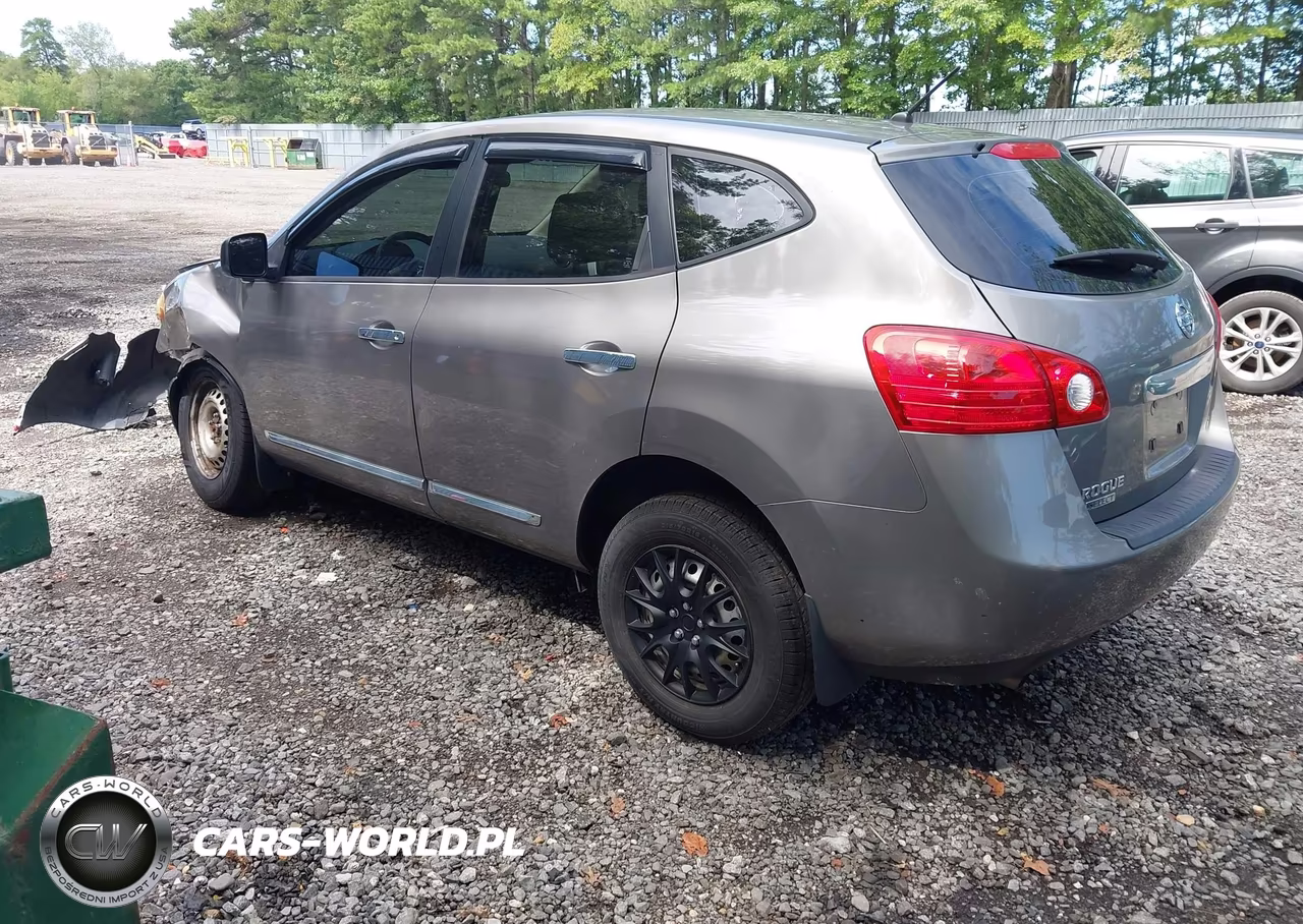 2014 Nissan Rogue Select S VIN:JN8AS5MV2EW704677 - 3