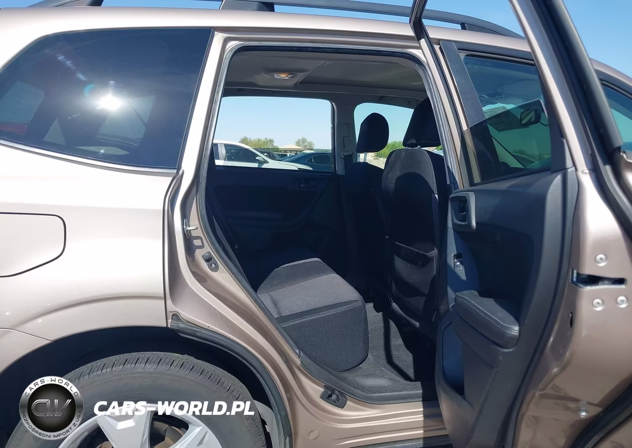 2016 Subaru Forester 2.5I Premium VIN:JF2SJADC8GH428170 - 8