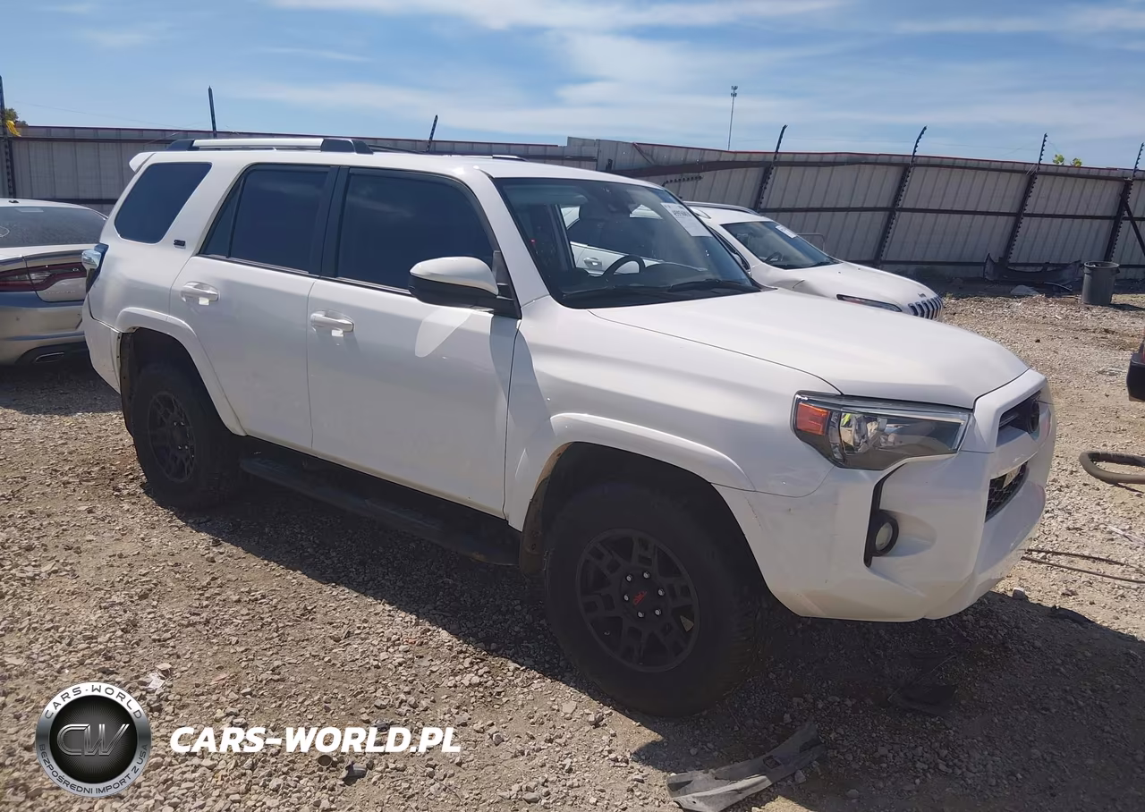 2020 Toyota 4Runner Sr5