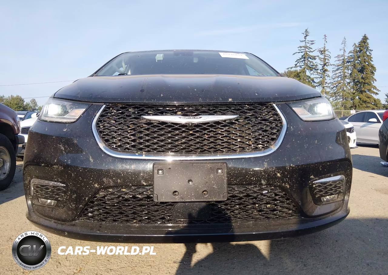 2023 Chrysler Pacifica Hybrid Touring L VIN:2C4RC1L79PR622027 - 12