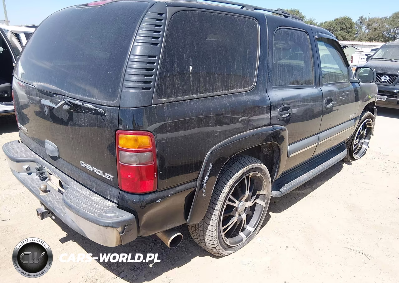 2003 Chevrolet Tahoe Ls VIN:1GNEC13Z73J215281 - 4