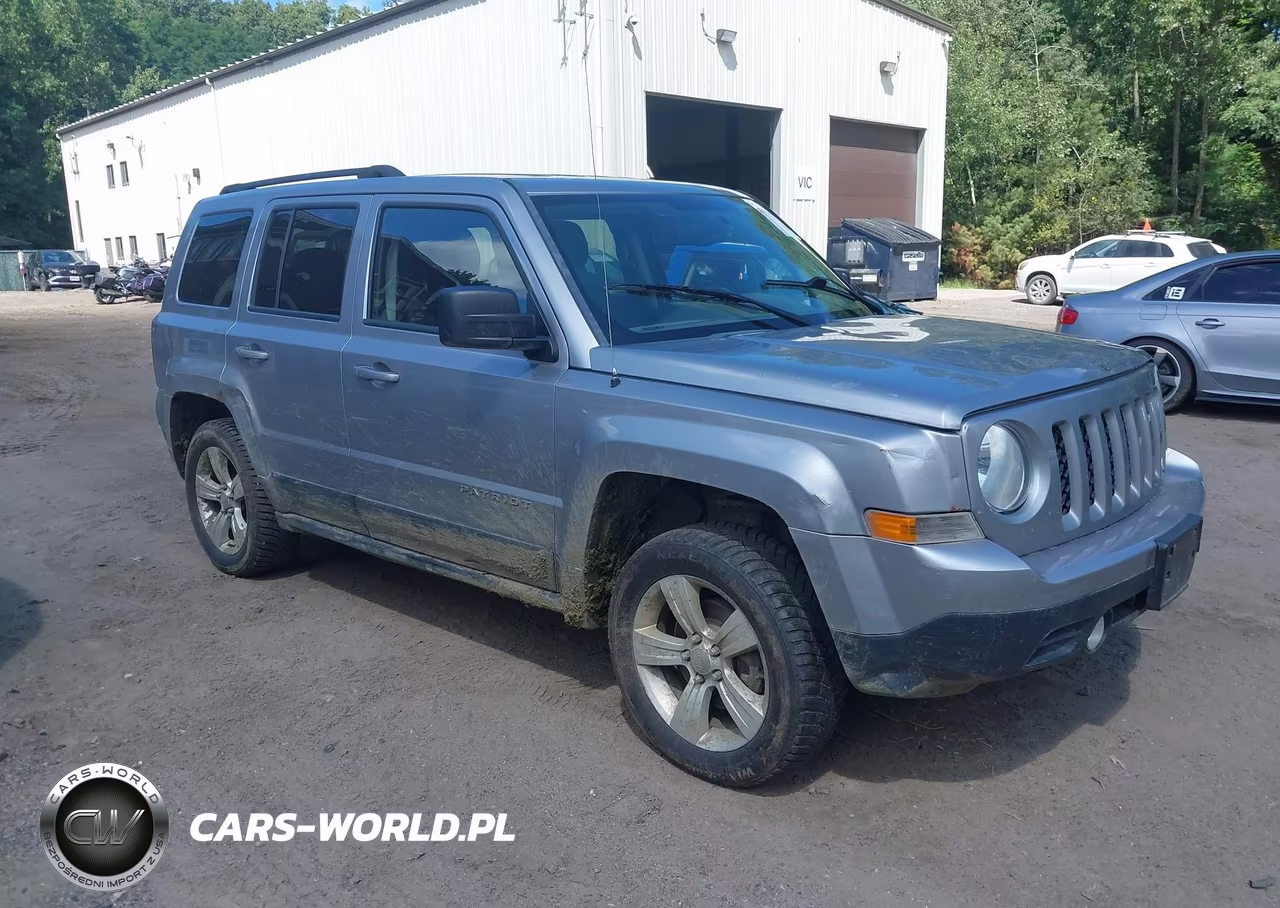 2015 Jeep Patriot Latitude – zdjęcie 1 z 11