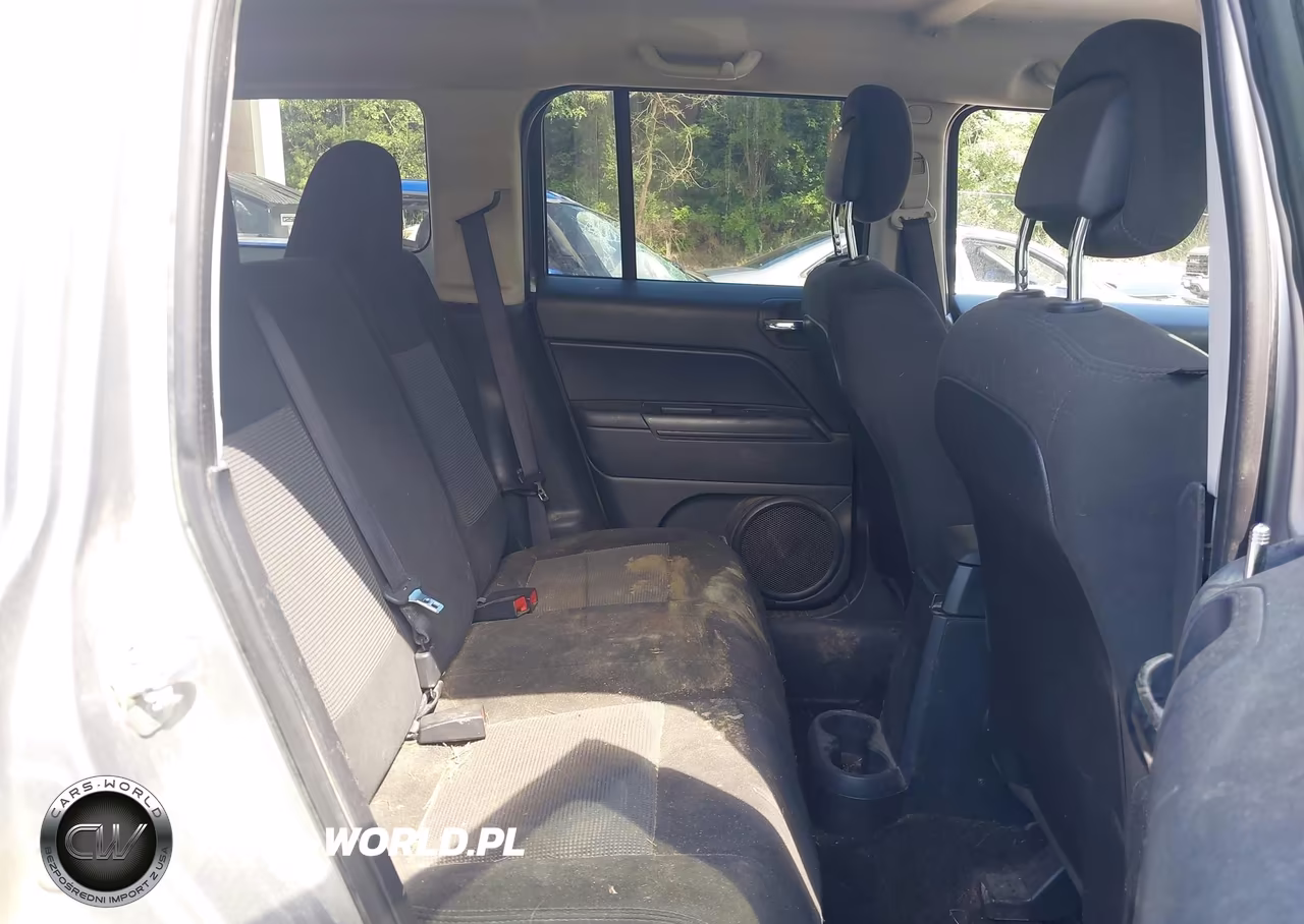 2015 Jeep Patriot Latitude VIN:1C4NJRFB7FD382500 - 8