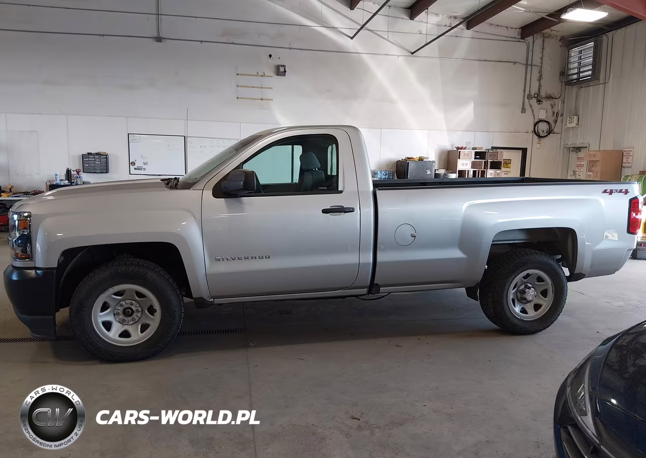 2018 Chevrolet Silverado 1500 Wt VIN:1GCNKNEH6JZ294190 - 17