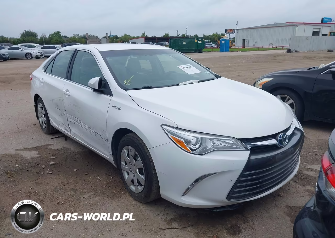 2015 Toyota Camry Hybrid Le