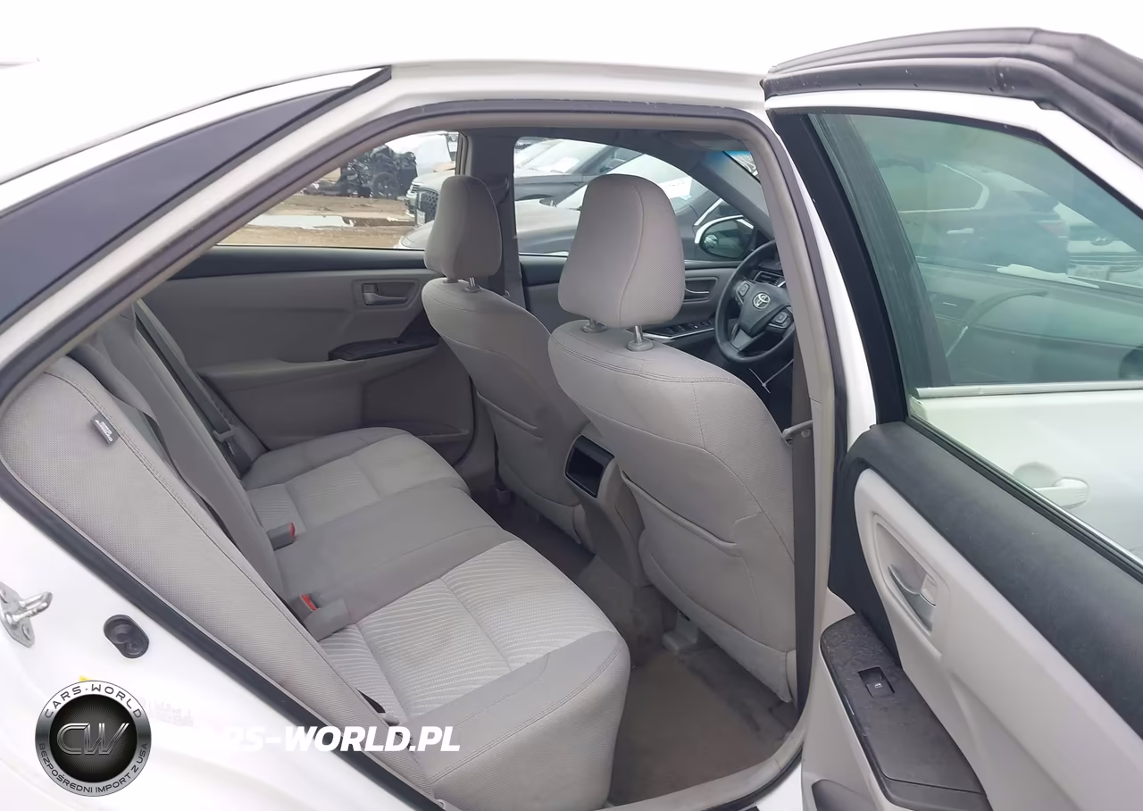 2015 Toyota Camry Hybrid Le VIN:4T1BD1FK4FU169432 - 8