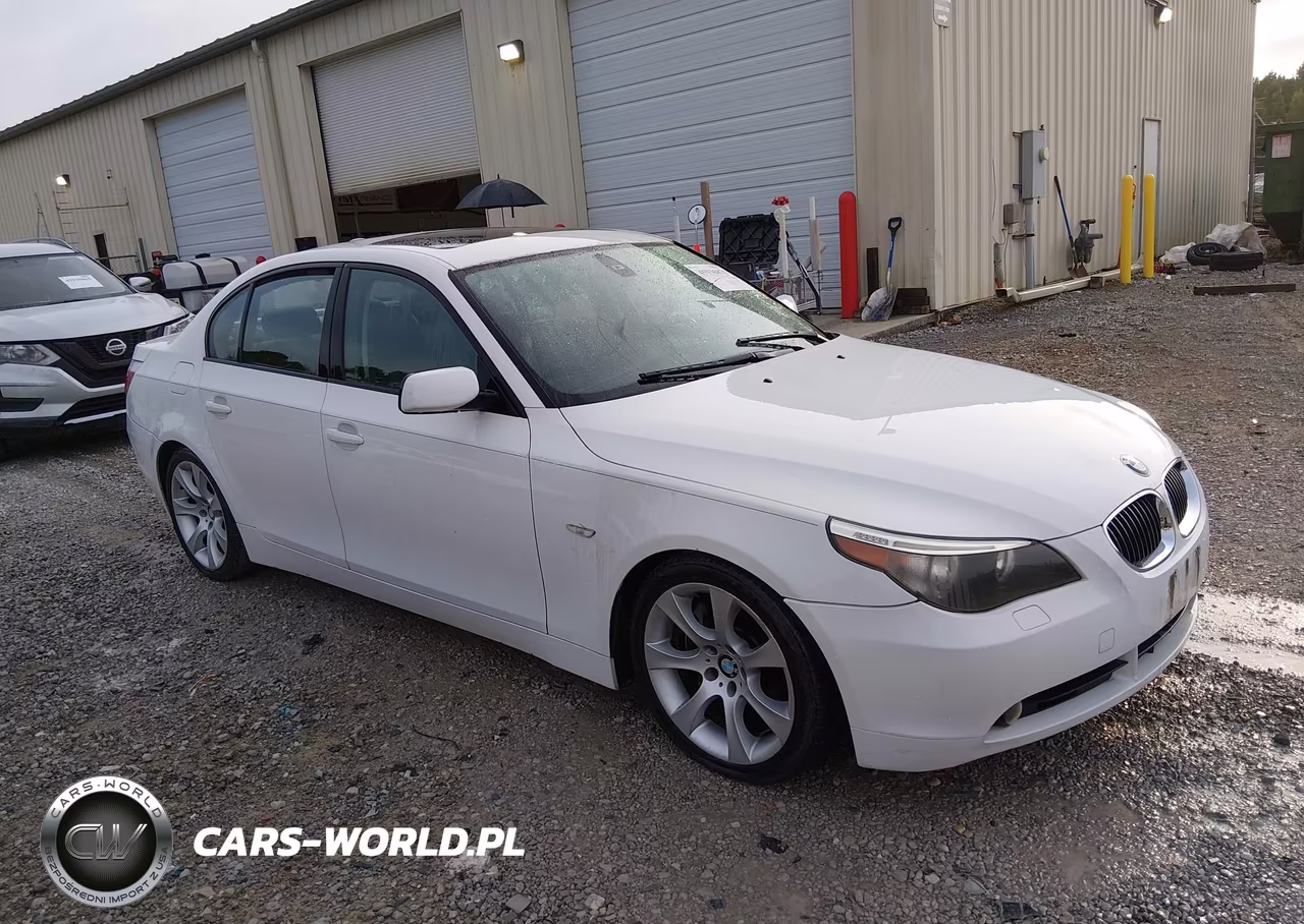 2004 BMW 545I