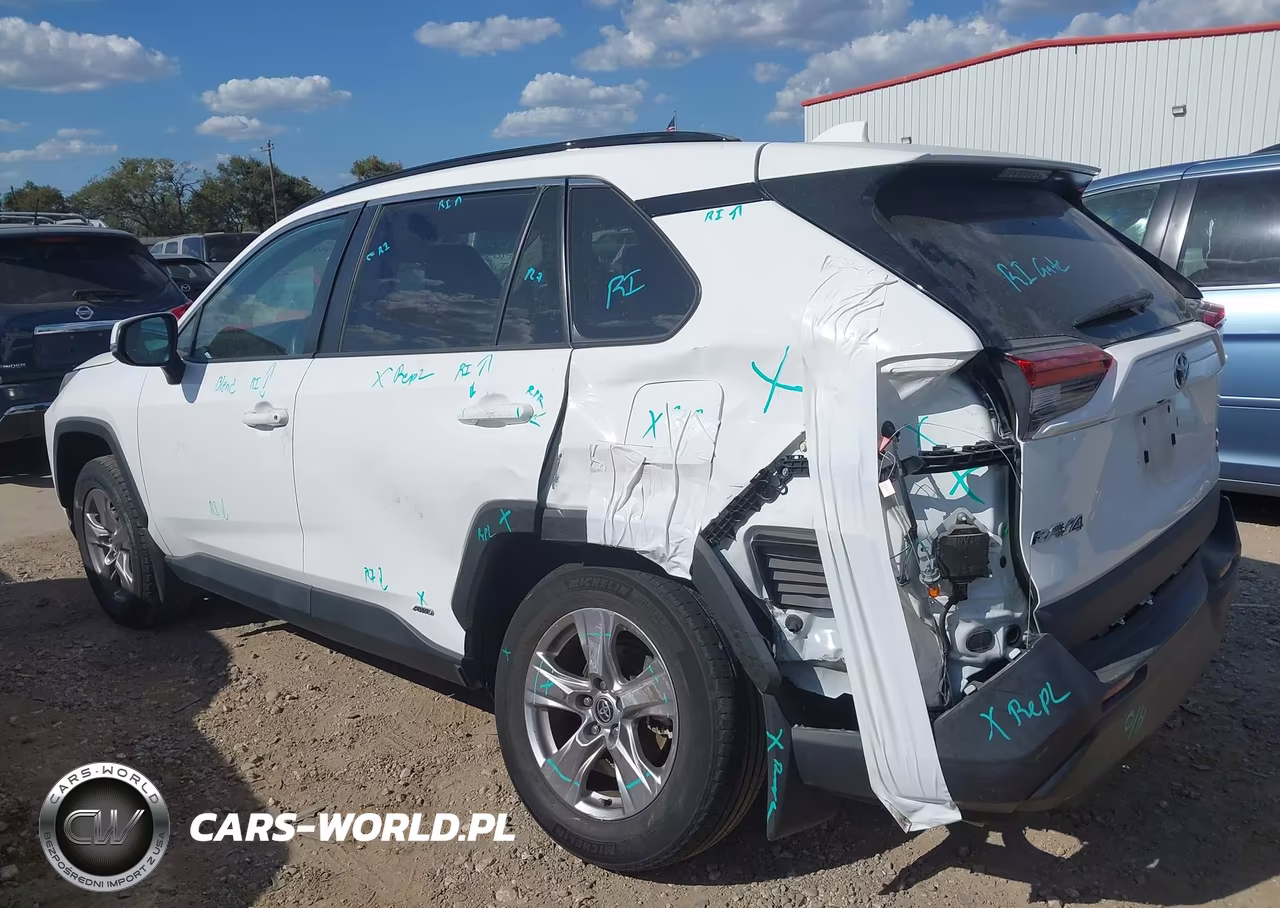 2022 Toyota Rav4 Hybrid Xle VIN:2T3RWRFV3NW132072 - 14