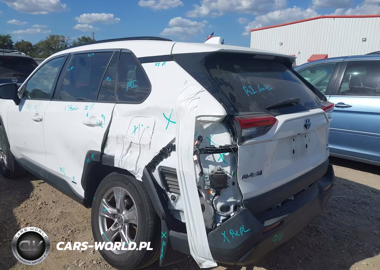 2022 Toyota Rav4 Hybrid Xle VIN:2T3RWRFV3NW132072 - 17