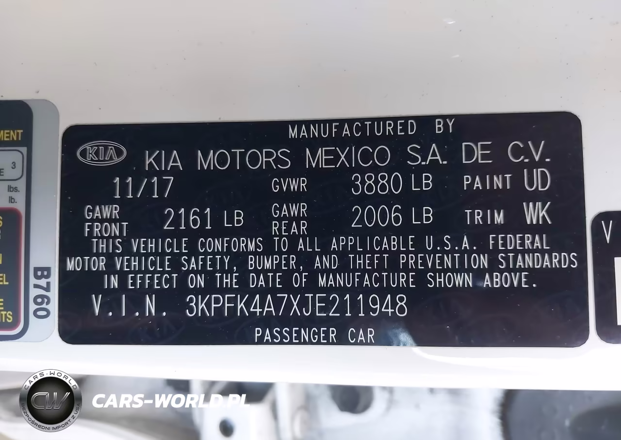 2018 Kia Forte Lx VIN:3KPFK4A7XJE211948 - 9