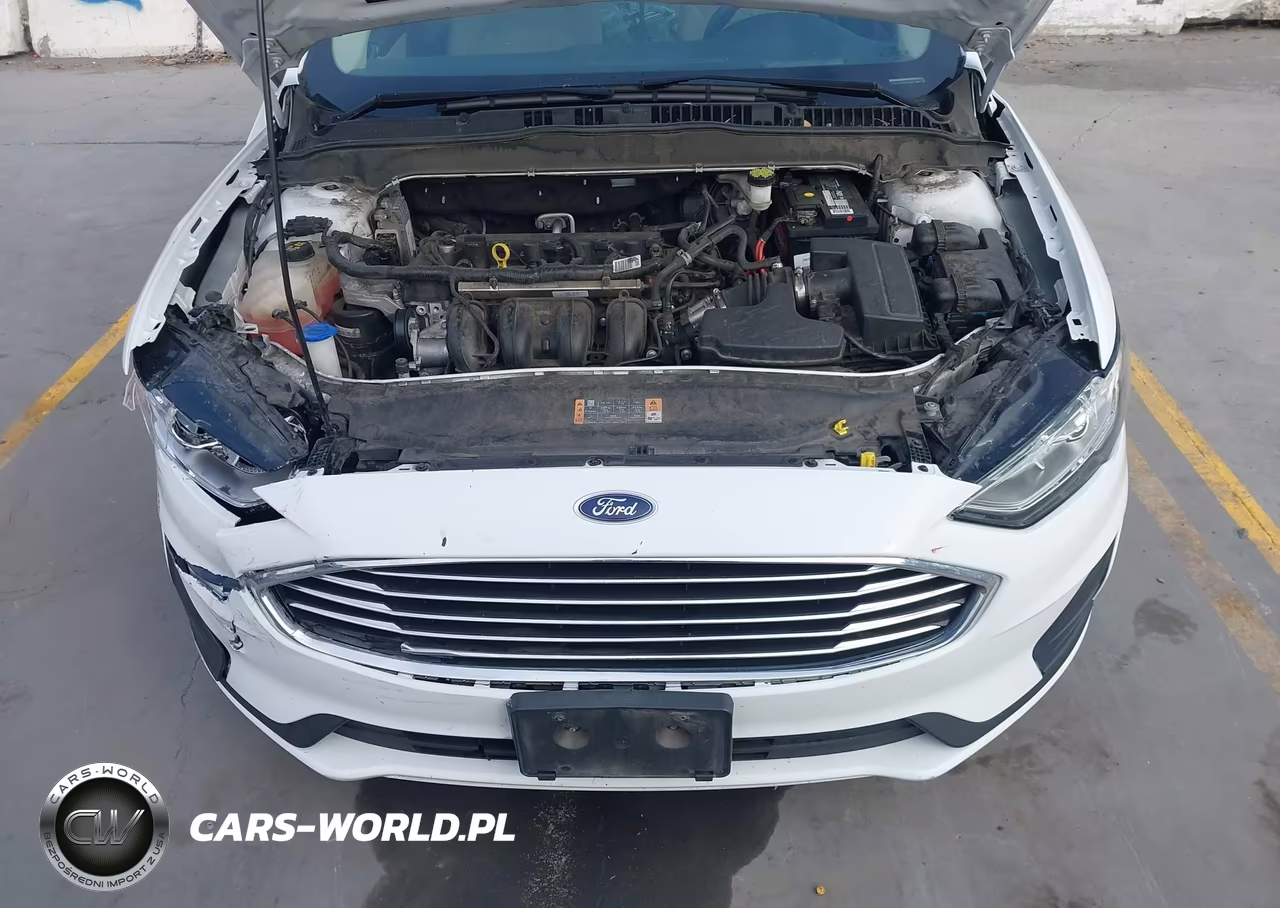 2019 Ford Fusion VIN:3FA6POG76KR284770 - 10