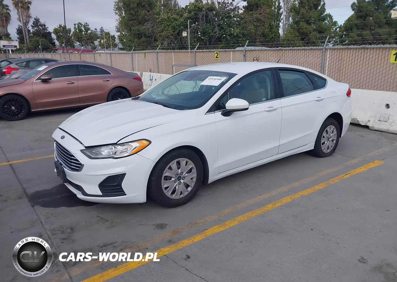 2019 Ford Fusion VIN:3FA6POG76KR284770 - 2