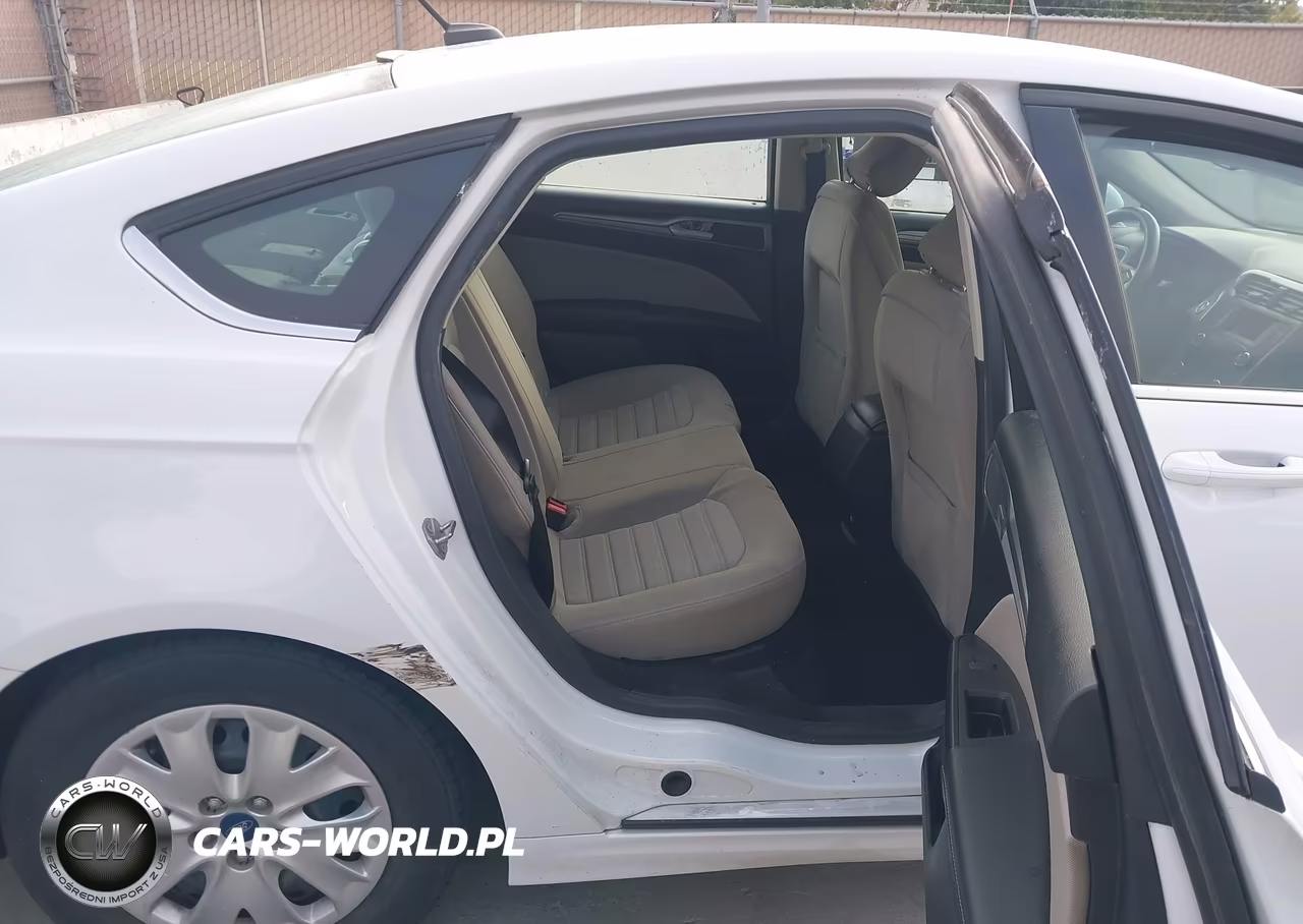 2019 Ford Fusion VIN:3FA6POG76KR284770 - 8