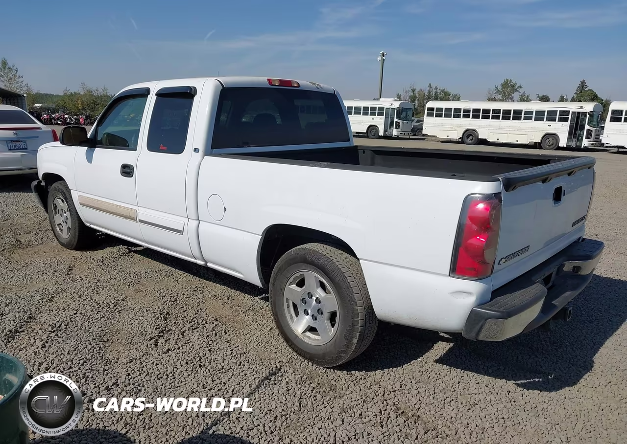 2005 Chevrolet Silverado 1500 Ls VIN:2GCEC19V251297429 - 3