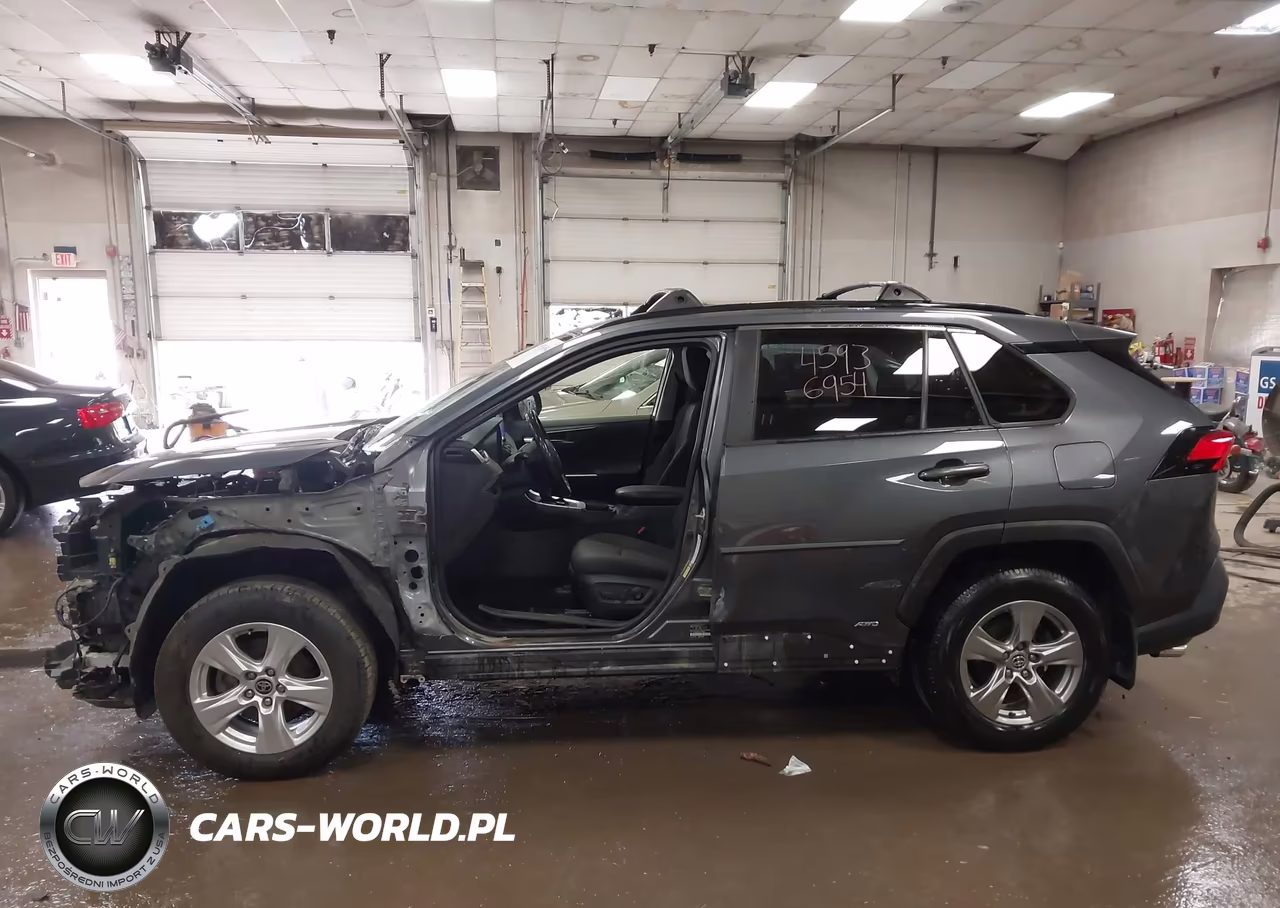 2023 Toyota Rav4 Hybrid Xle VIN:JTMRWRFV0PD180080 - 15