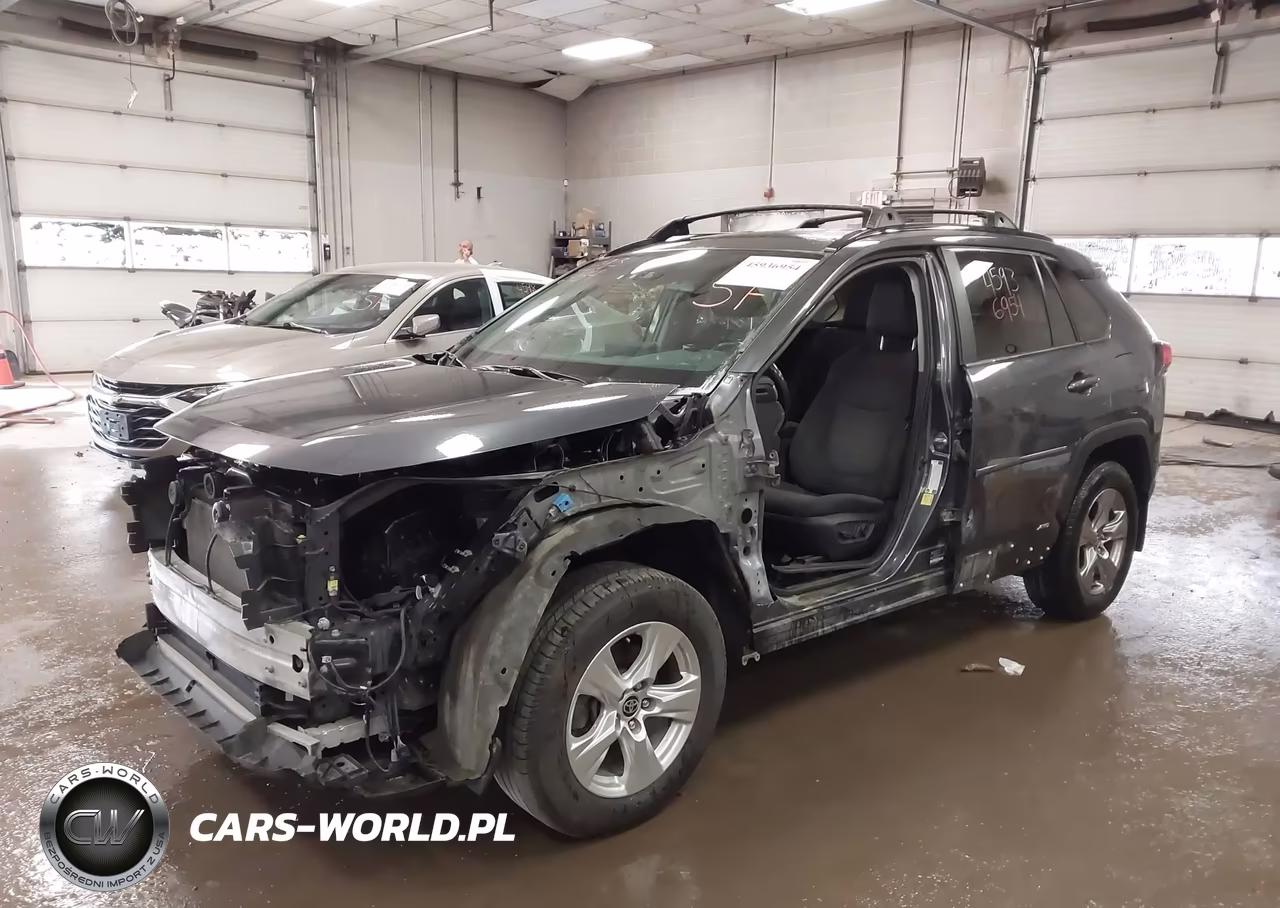 2023 Toyota Rav4 Hybrid Xle VIN:JTMRWRFV0PD180080 - 2