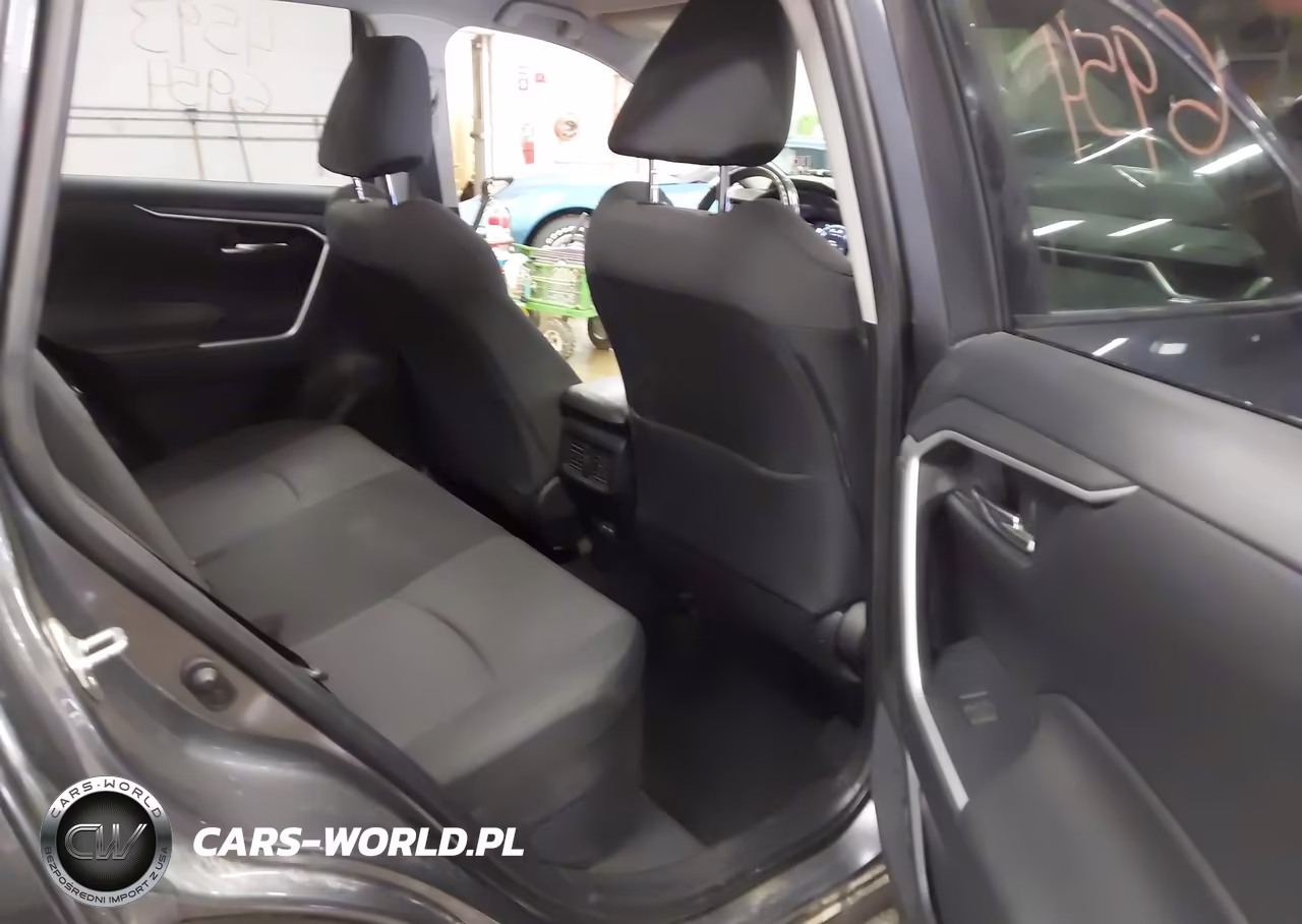 2023 Toyota Rav4 Hybrid Xle VIN:JTMRWRFV0PD180080 - 8