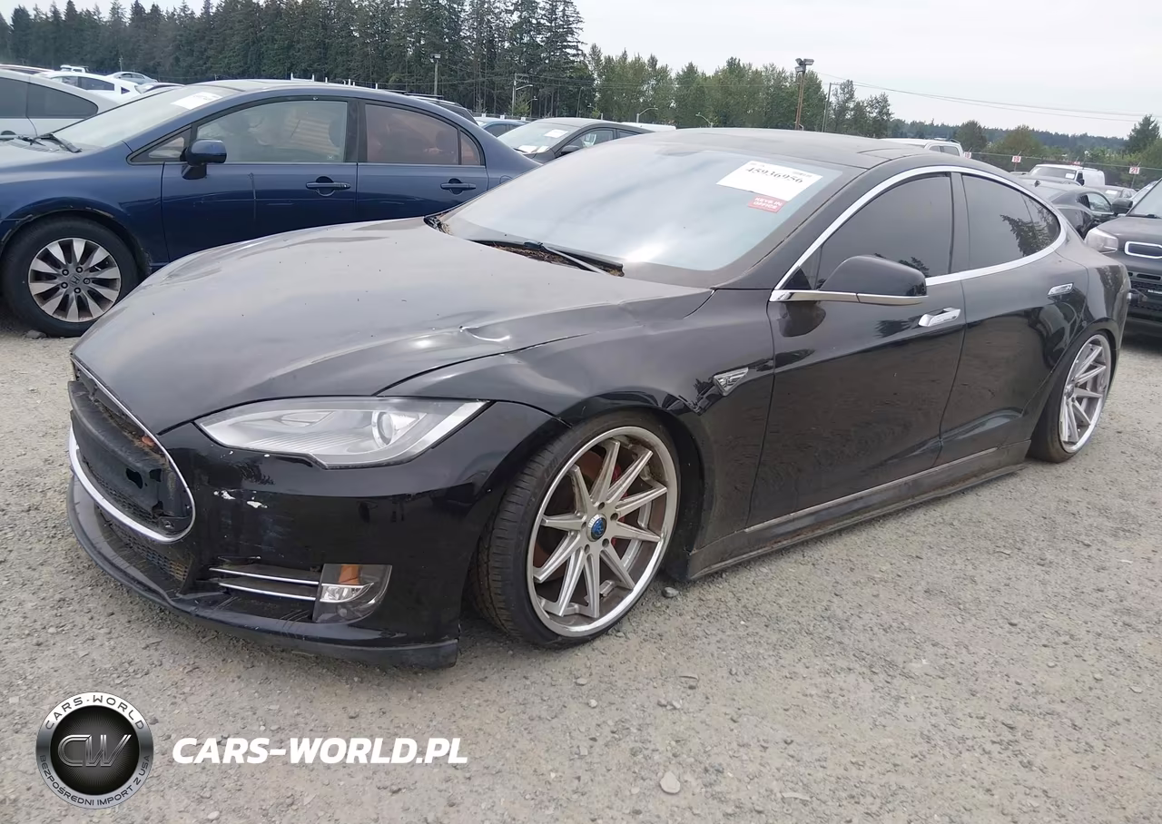 2013 Tesla Model S Performance VIN:5YJSA1DP3DFP08639 - 2