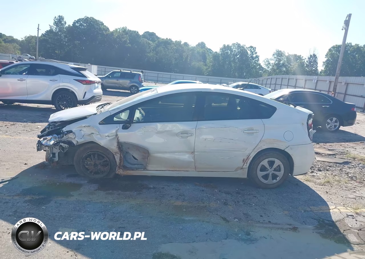2012 Toyota Prius Three VIN:JTDKN3DU5C5454020 - 15