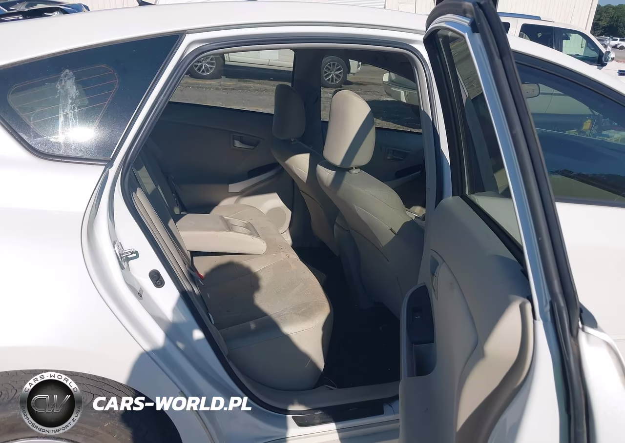 2012 Toyota Prius Three VIN:JTDKN3DU5C5454020 - 8
