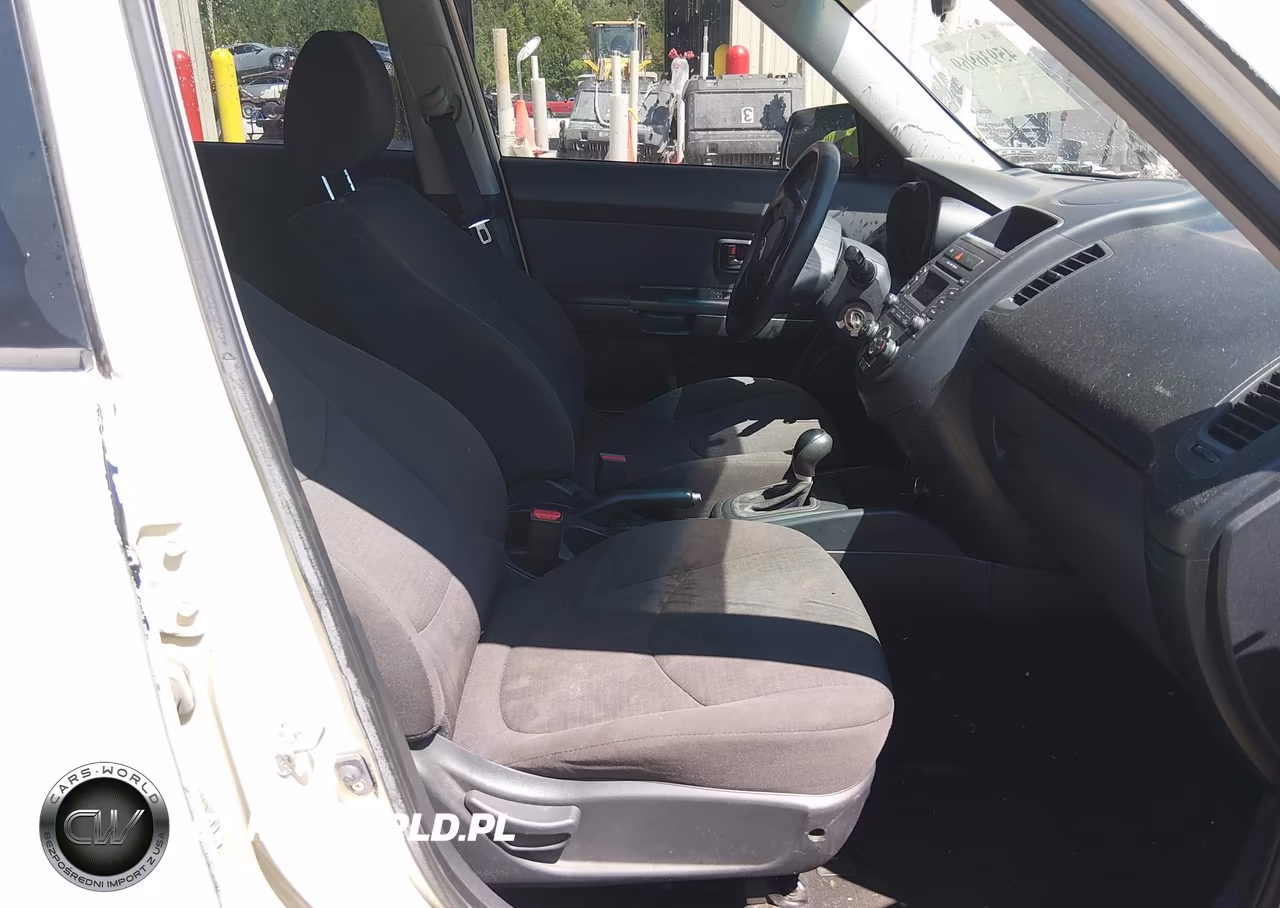 2013 Kia Soul VIN:KNDJT2A5XD7756983 - 5