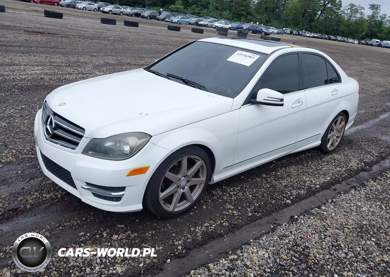 2014 Mercedes-Benz C 250 Sport VIN:WDDGF4HB1EG257201 - 2