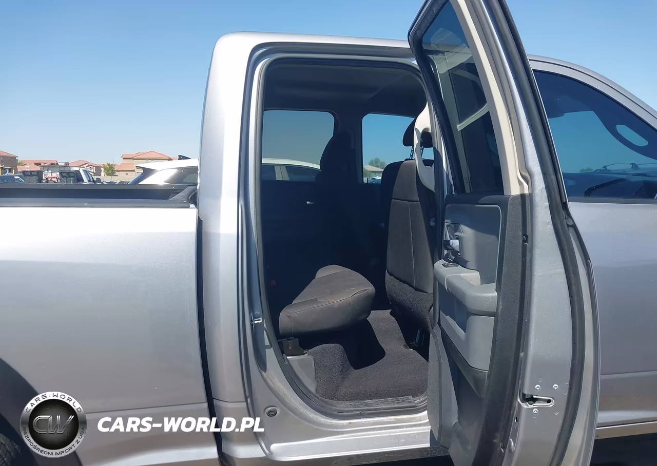 2019 Ram 1500 Classic Warlock 4X2 6'4 Box VIN:1C6RR6GT5KS734292 - 8