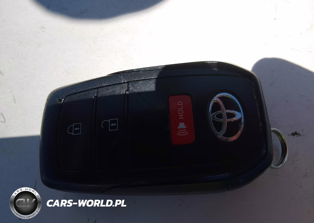 2024 Toyota Prius Xle VIN:JTDACAAU6R3044227 - 11