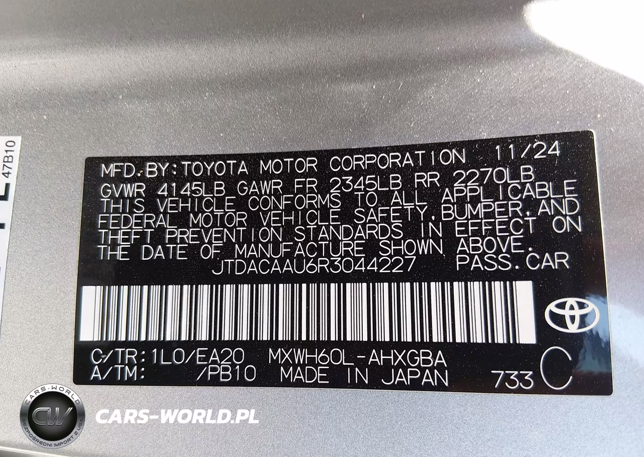 2024 Toyota Prius Xle VIN:JTDACAAU6R3044227 - 9