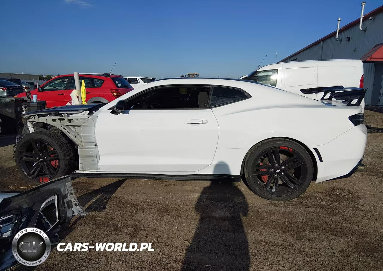 2018 Chevrolet Camaro 1Ss VIN:1G1FF1R70J0188687 - 15